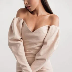 Figursydd miniklänning "Little", Beige