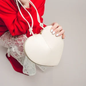 "Heart" bag i saffiano läder, Beige