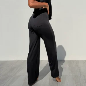 Svarta Kostymbyxor Korta