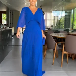 Isola – Lång klänning med tidlös vintagekänsla