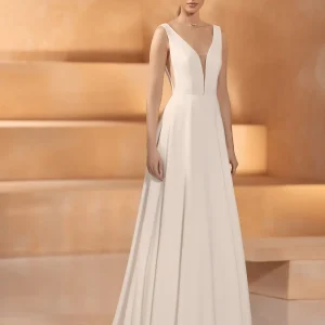 Billig brudklänning Gobi  Bianco Evento ( ej onlineförsäljning )