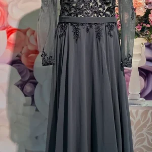 Festklänning  Aspeed second hand / återbruk