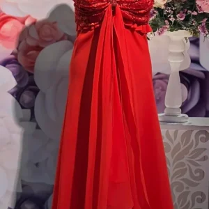 Festklänning  Special second hand / återbruk